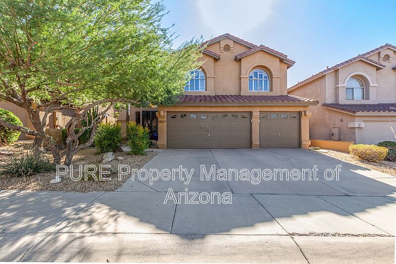 1st image of 10527 E Betony Dr
