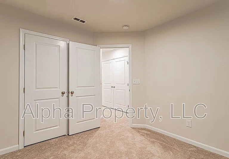 301 Parkridge Way — Photo 15
