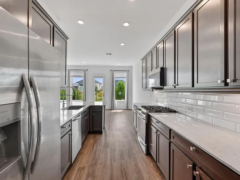 5634 Amber Brook Ln — Photo 21