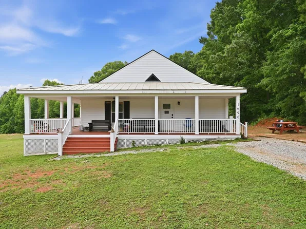1696 James Winston Rd, Oxford, NC 27565