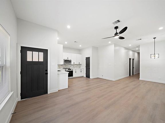 2nd image of 9609 Ashville Dr