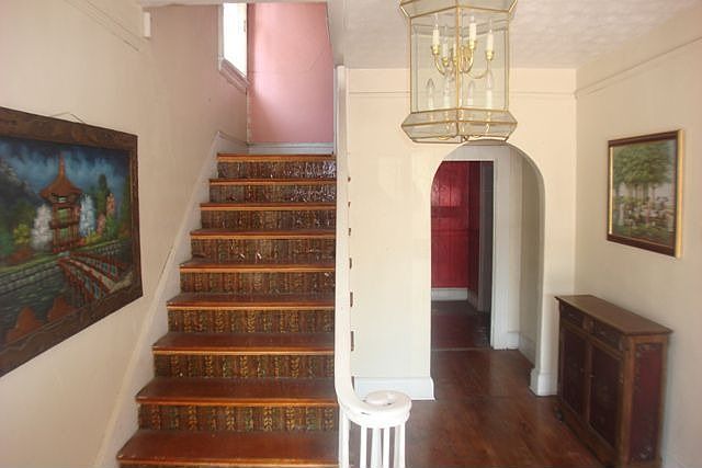 FOYER