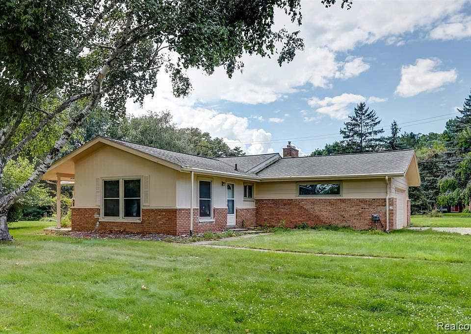 2758 Hillendale Dr, Rochester Hills, MI 48309 Zillow
