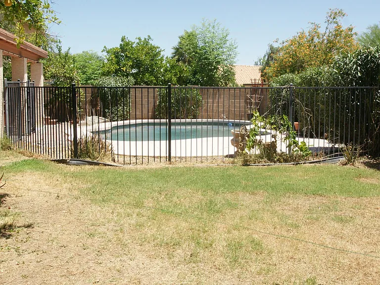 1307 W Stacey Ln — Photo 23