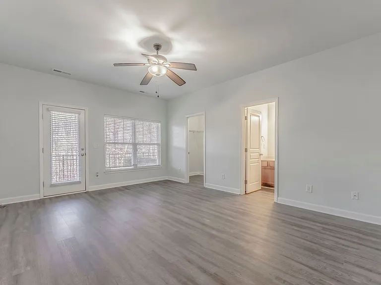 713 Samuel Cary Dr — Photo 30