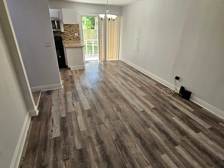 1276 NW 112th Ave — Photo 14