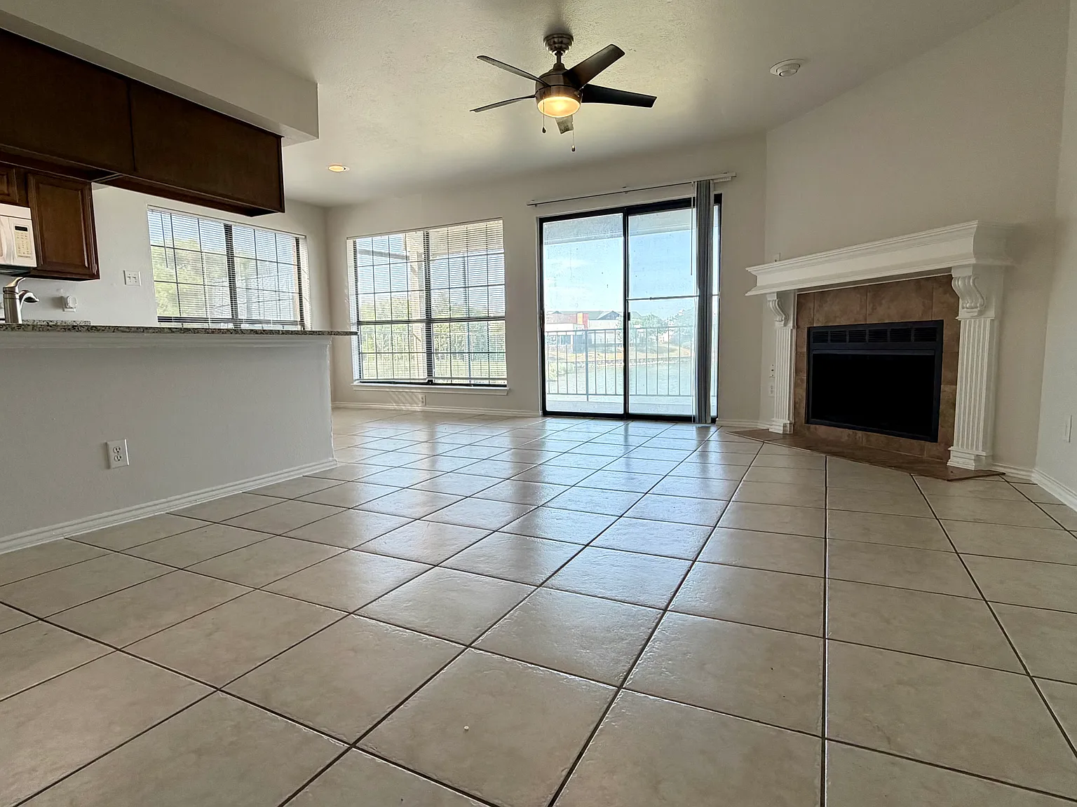 1 bed, 670 sqft, $1,400 — Photo 1