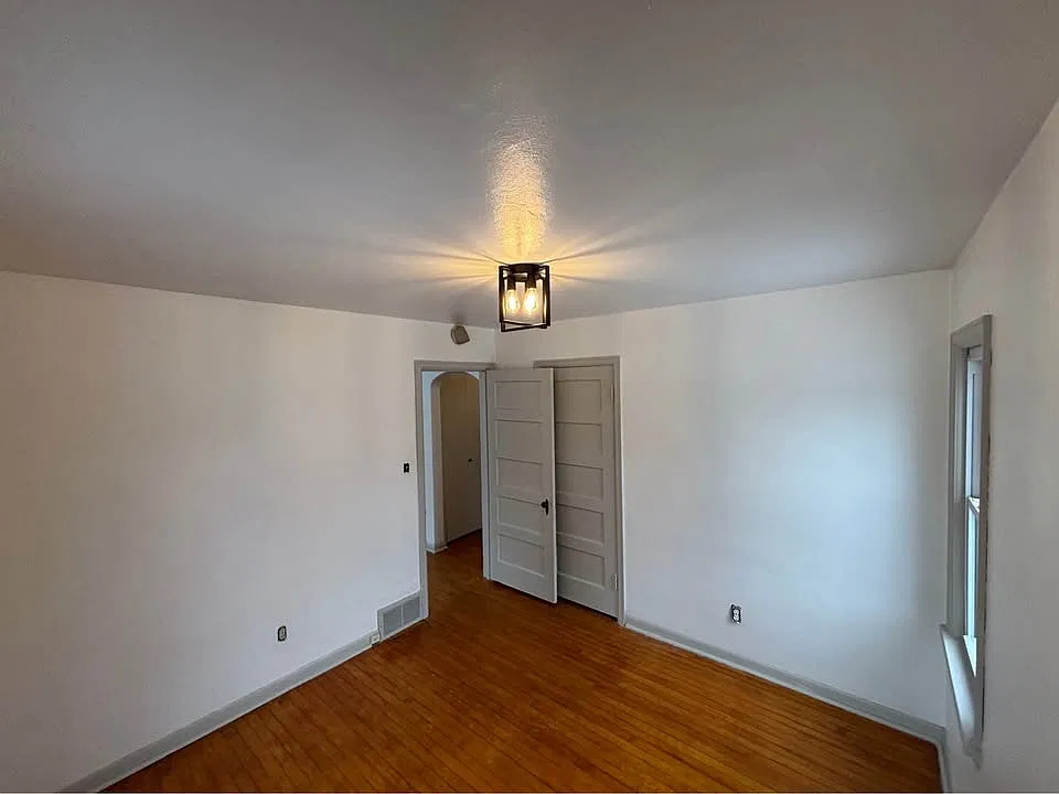 3 bed, 1175 sqft, $2,295 — Photo 3