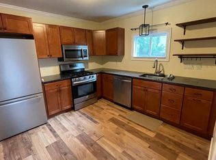 34 Dorr Ave, Riverside, RI 02915