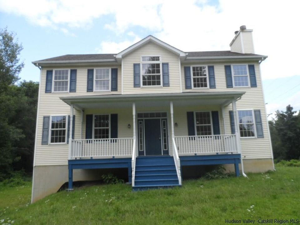 1st image of 5 Margaret Ln