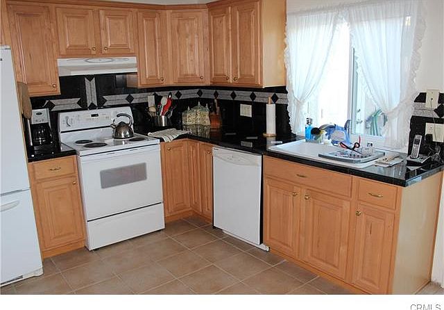 1st image of 31 Briarwood Ln #72