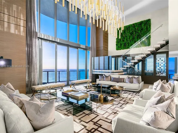 19575 Collins Ave Penthouse 43, Sunny Isles Beach, FL 33160