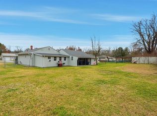30 Jerilis Dr #NE, Springfield, MA 01119