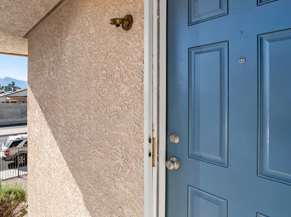 2221 N Jones Blvd, Las Vegas, NV