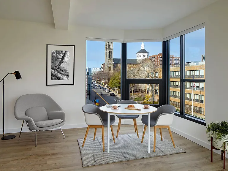 10 Burney St #3 — Photo 6