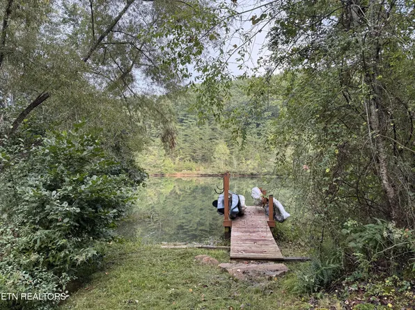 113 Hunterwood Ln, Crossville, TN 38558