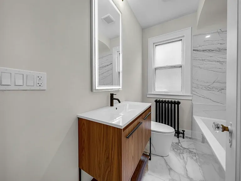 5341 W Wrightwood Ave #1 — Photo 8