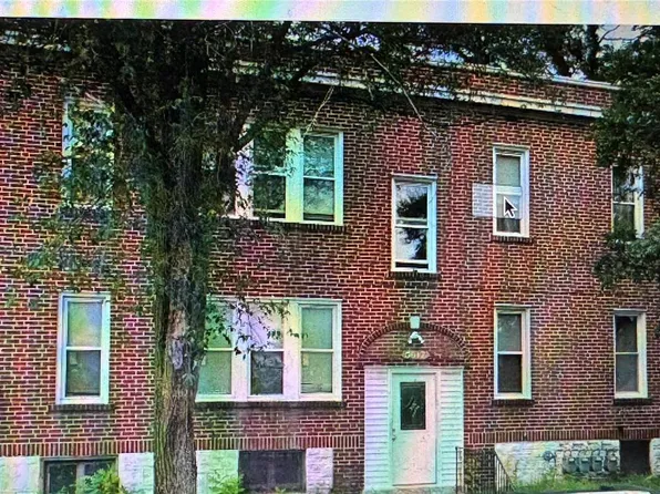 5617 Page Blvd, Saint Louis, MO 63112