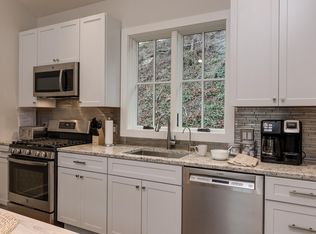 22 Craven St #100, Asheville, NC 28806