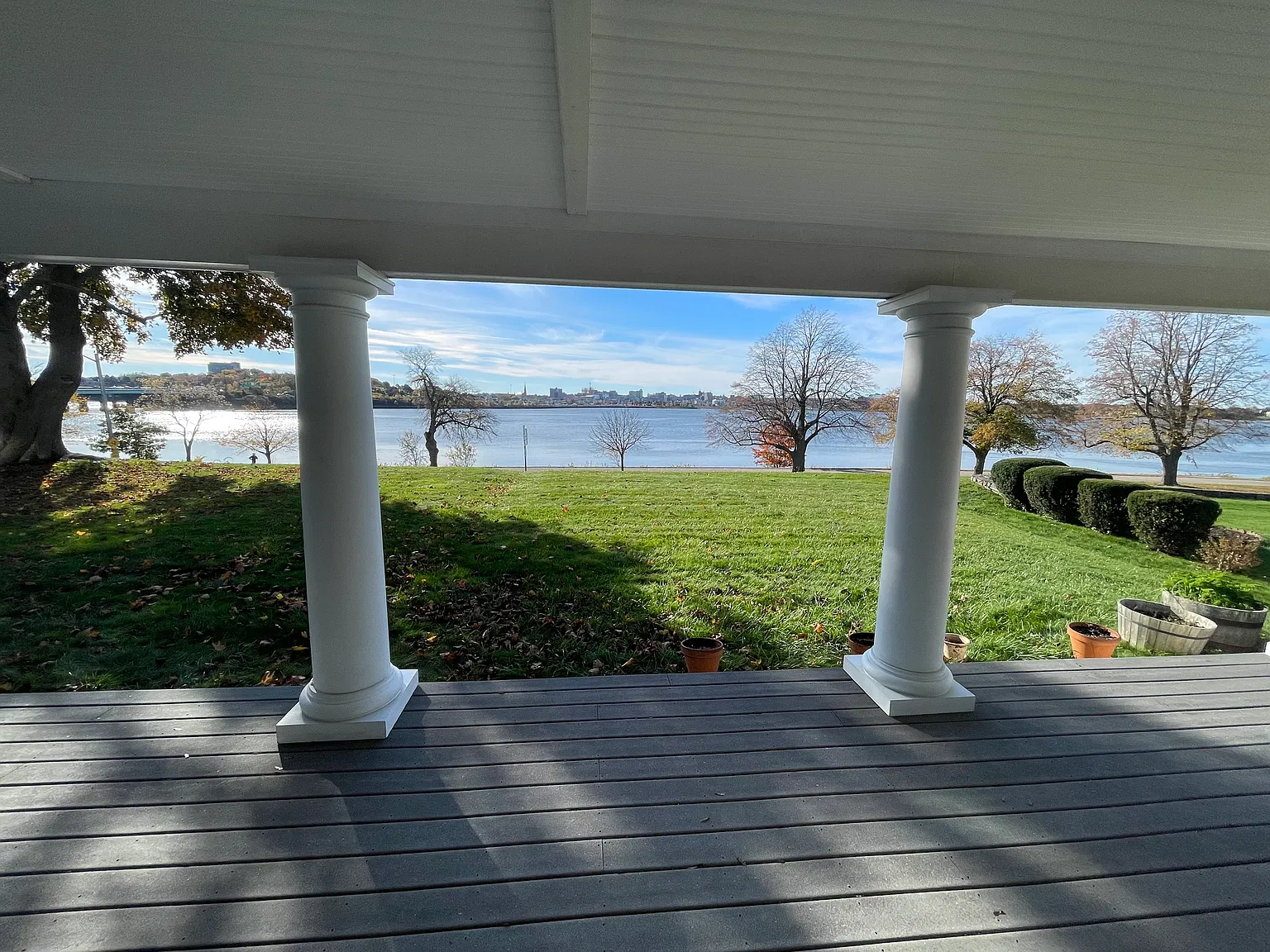 2 bed, 2.5 bath, 1450 sqft, $3,400 — Photo 3