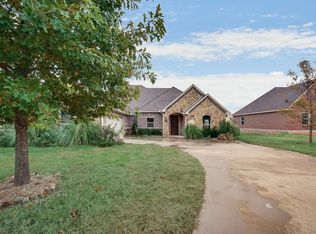 2128 Waterloo Pl, Denison, TX 75020