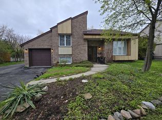 2276 Scythes St, Innisfil, ON L9S1G8