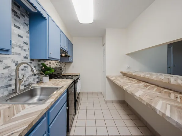 413 Skyview Dr APT B, Birmingham, AL 35209