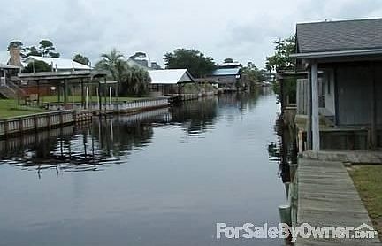 5th image of 26347 Carondelette Dr