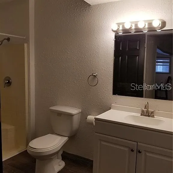 308 E Adalee St #B — Photo 12