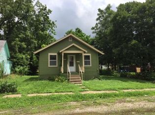 207 S Commercial St, Windsor, MO 65360