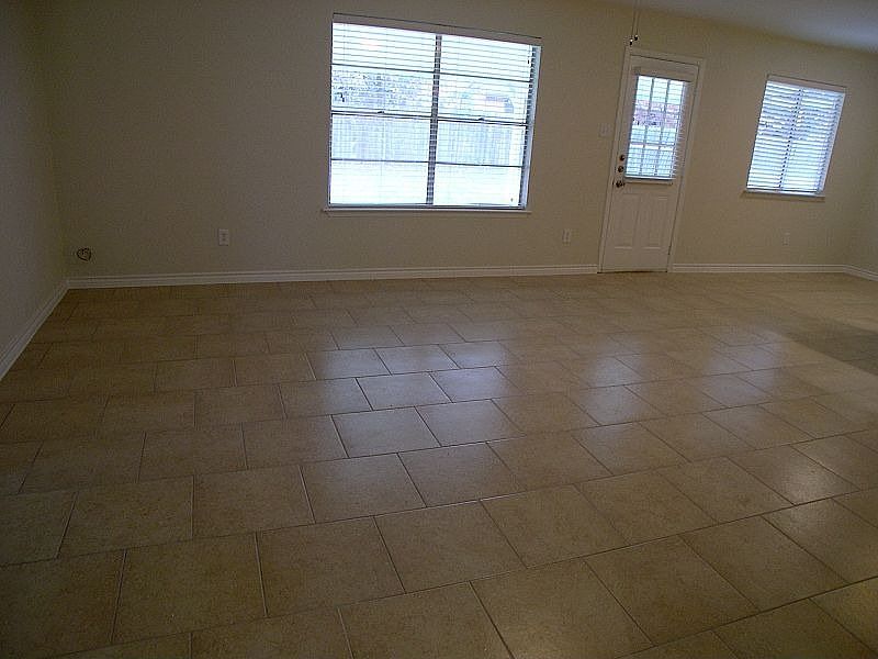 1st image of 1805 Denfield Dr