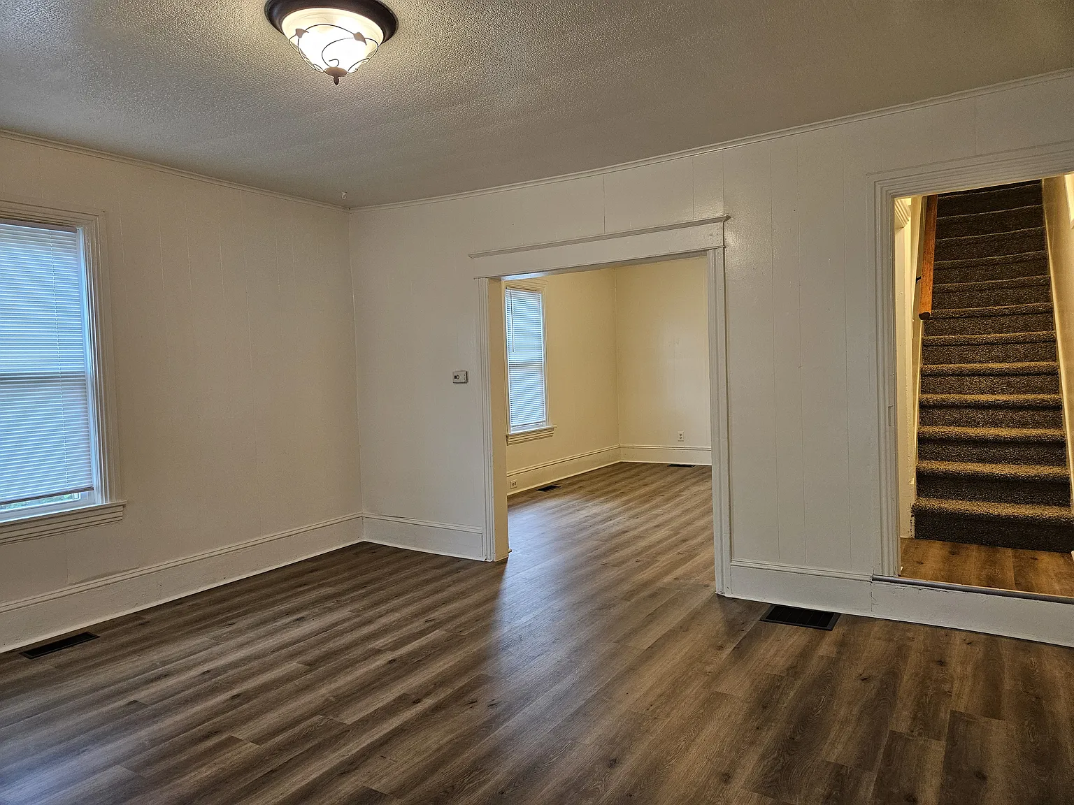 3 bed, 1075 sqft, $1,100 — Photo 3