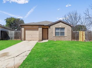 9575 Celine Dr, San Antonio, TX 78250