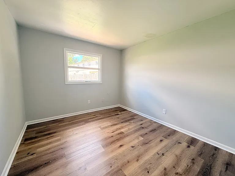 7940 Shady Oak Trl #222 — Photo 9