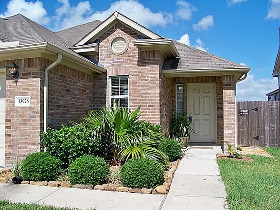 2nd image of 13926 Enridge Ln