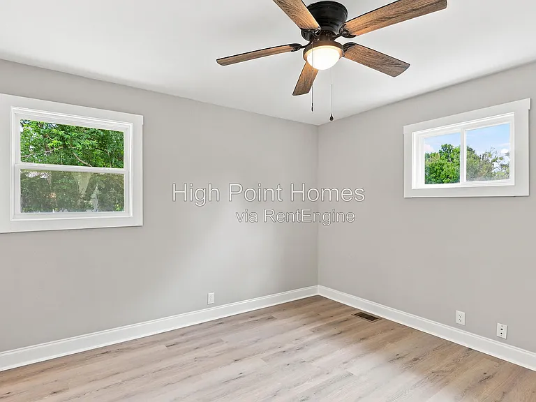 508 Hiawatha Cir — Photo 14