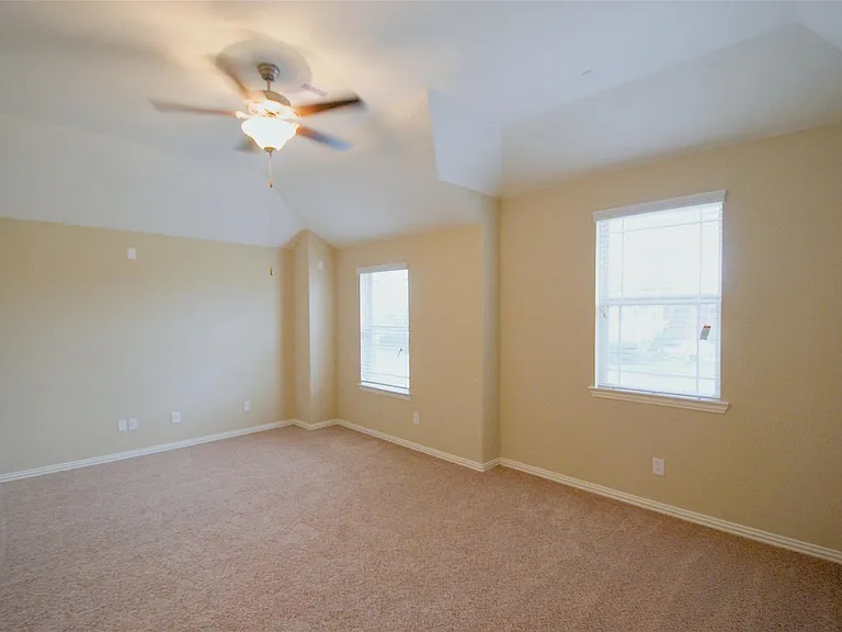 7103 Avalon Bend Cir — Photo 9