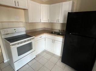 832 S G St, Lake Worth, FL 33460