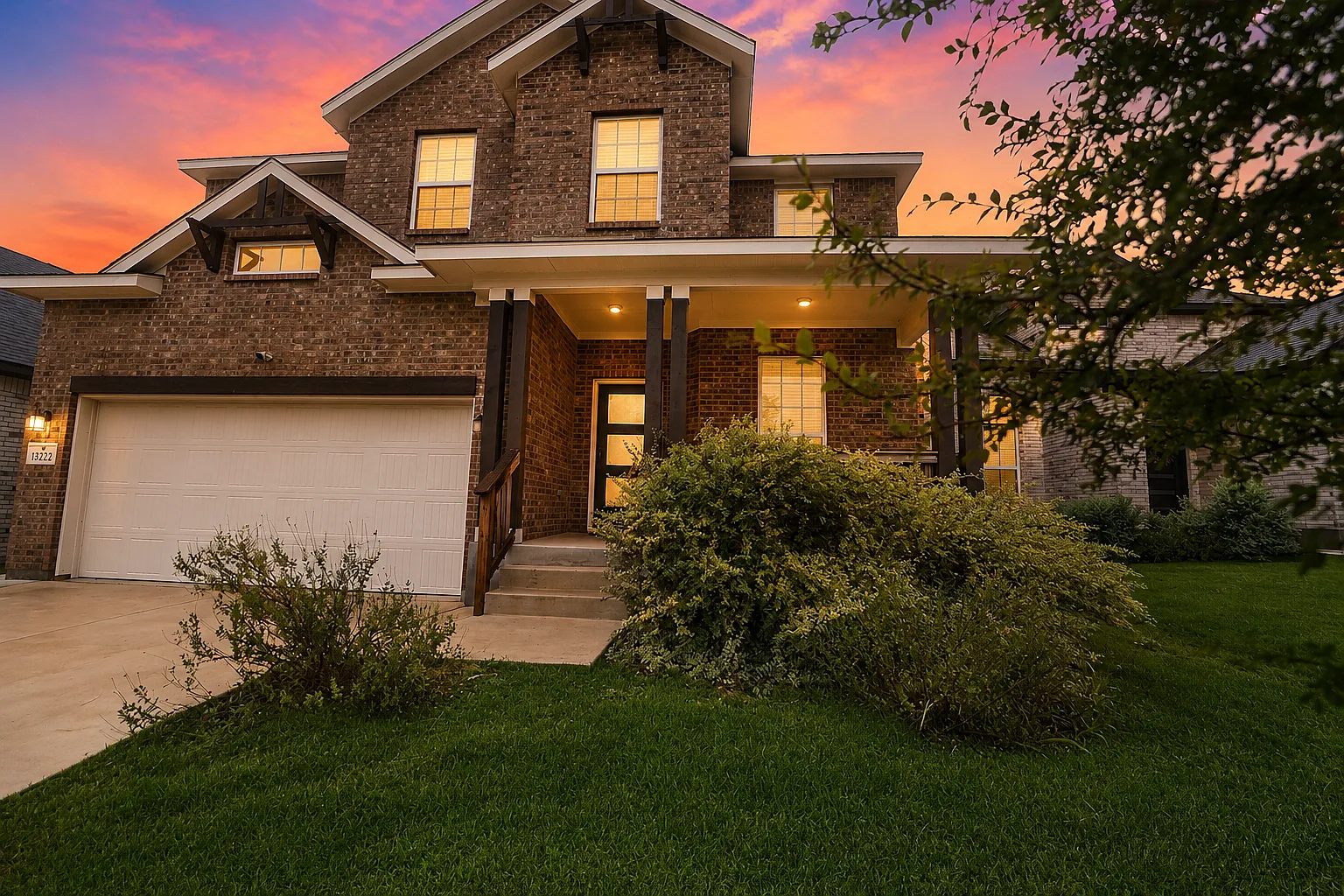 4 bed, 3.5 bath, $3,200 — Photo 2