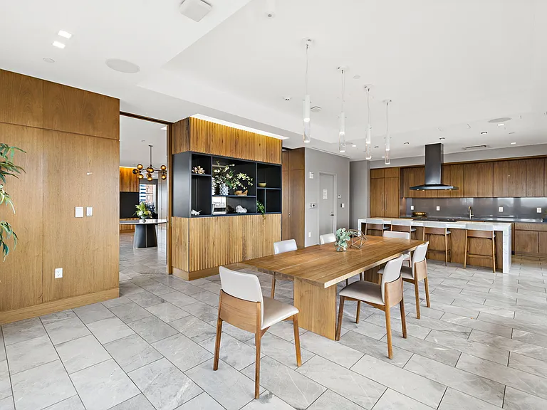 75 Park Ln #201 — Photo 37