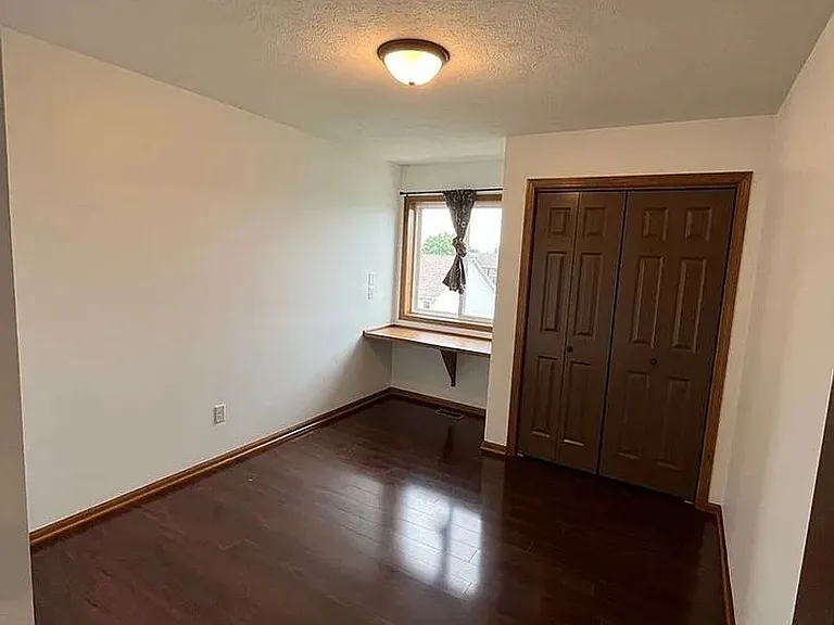 8020 Renatta Dr — Photo 11