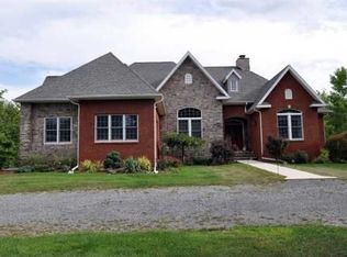 400 Gabriella Ln, Altamont, NY 12009