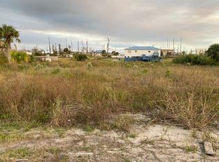110 14th St, Mexico Beach, FL 32456
