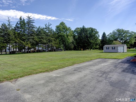 4th image of 39 Fitch Hill Road
