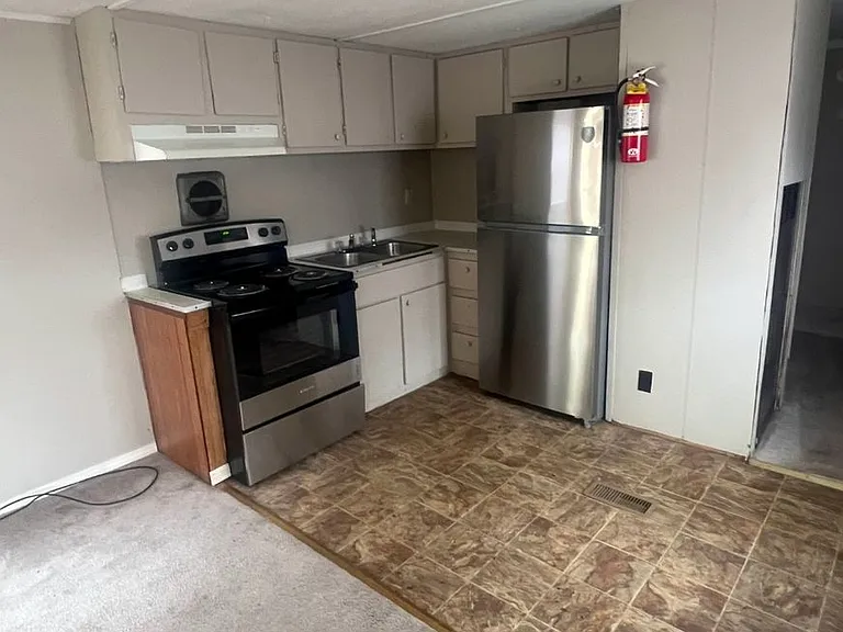 1219 W Oglethorpe Hwy — Photo 15