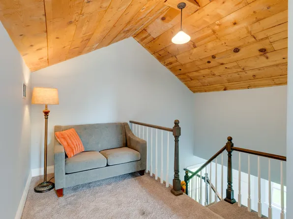 202 George Akins Rd, Westmoreland, TN 37186