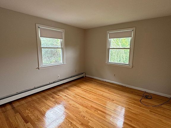 2nd image of 4 Pailet Dr APT 4