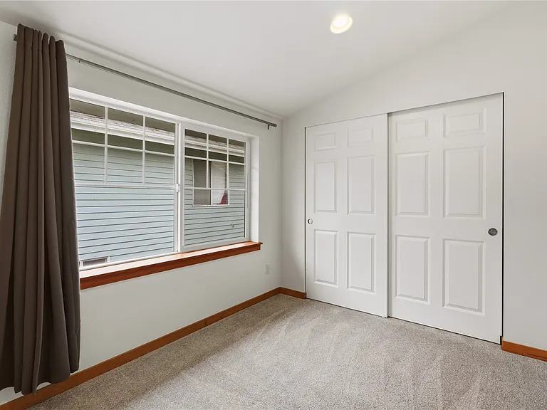 10520 Whitman Ave N #C — Photo 22