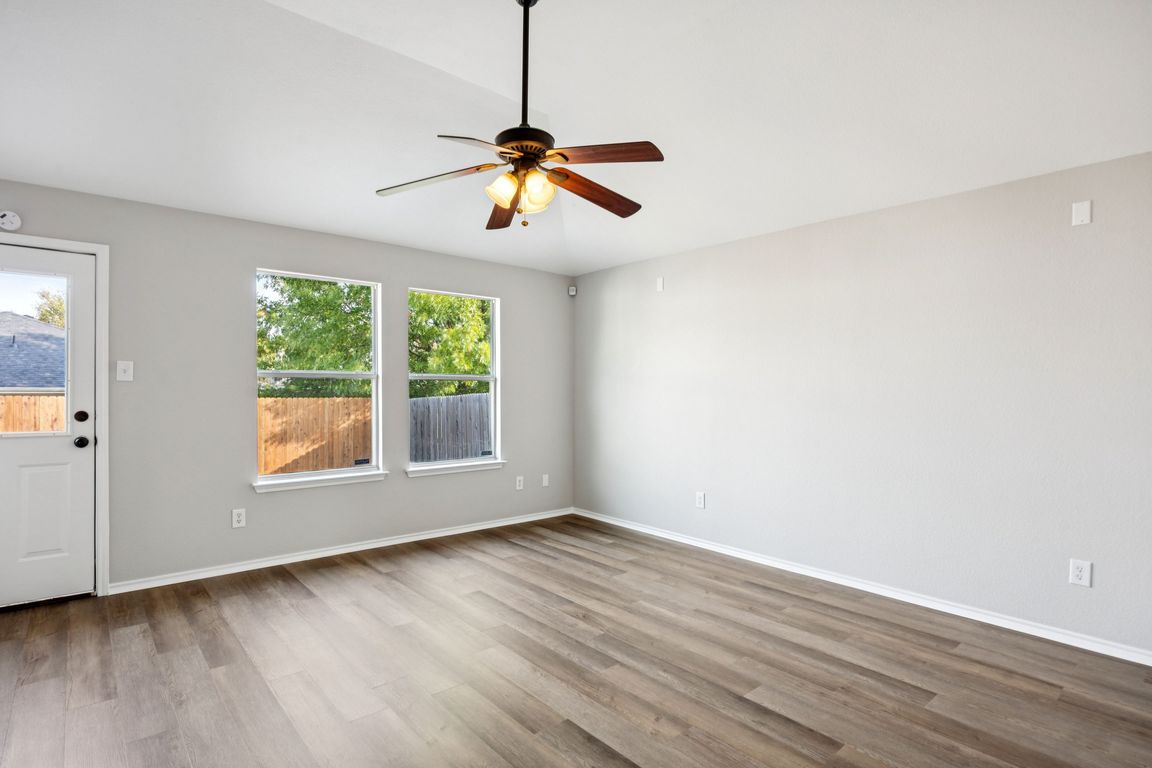 next background image