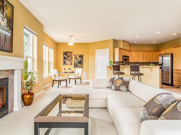 5th image of 22609 NE Alder Crest Dr Unit 3F